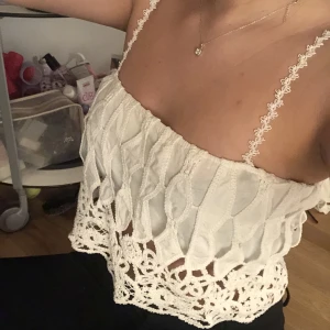 Spetsig topp från zara  - Söt spetsig Topp 🤍