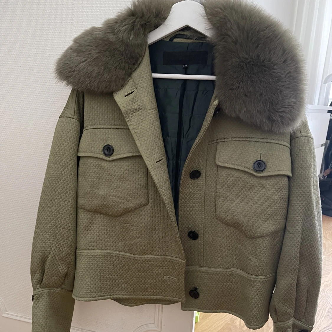 Ljusgrön Meotine jacka  - 90