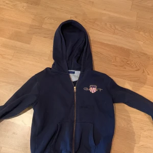 Gant zip - En gant tröja som är i jätte fint skick 