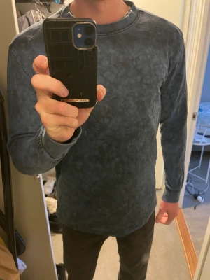 Weekday dyed long sleeve (S) - Clean long sleeve in thin material from weekday. Can meet up or ship it. Never used almost. Size: small but I normally have M so it’s a bit bigger.