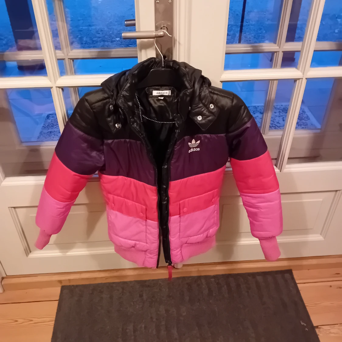 Fin jacka bra skick  - 90