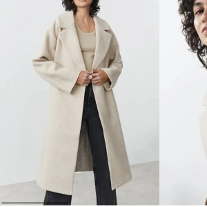 Long belted coat Gina tricot strl S - Super fin och bekväm kappa från Gina tricot i nyskick med lapparna kvar. Färgen beige. 