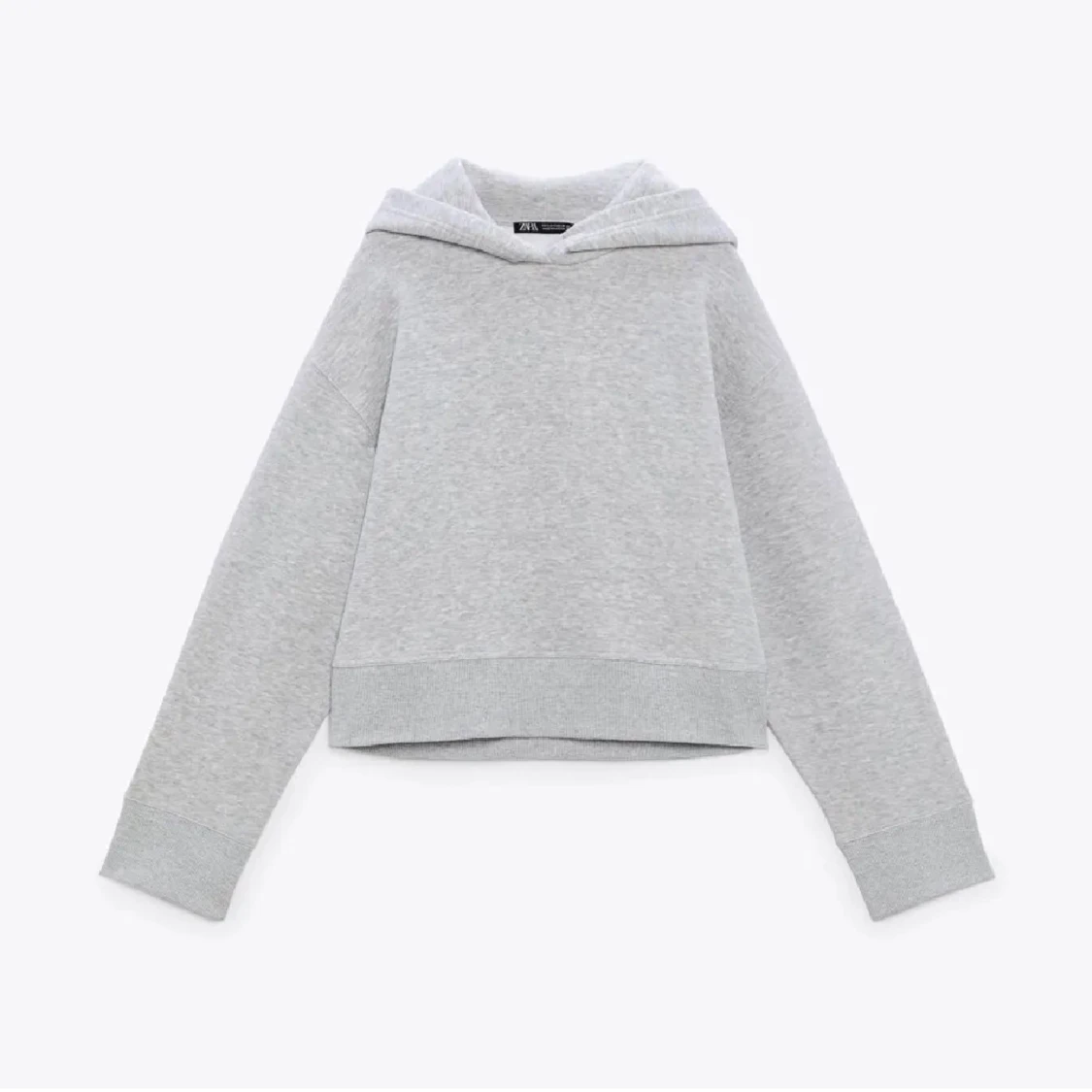 Grå hoodie 