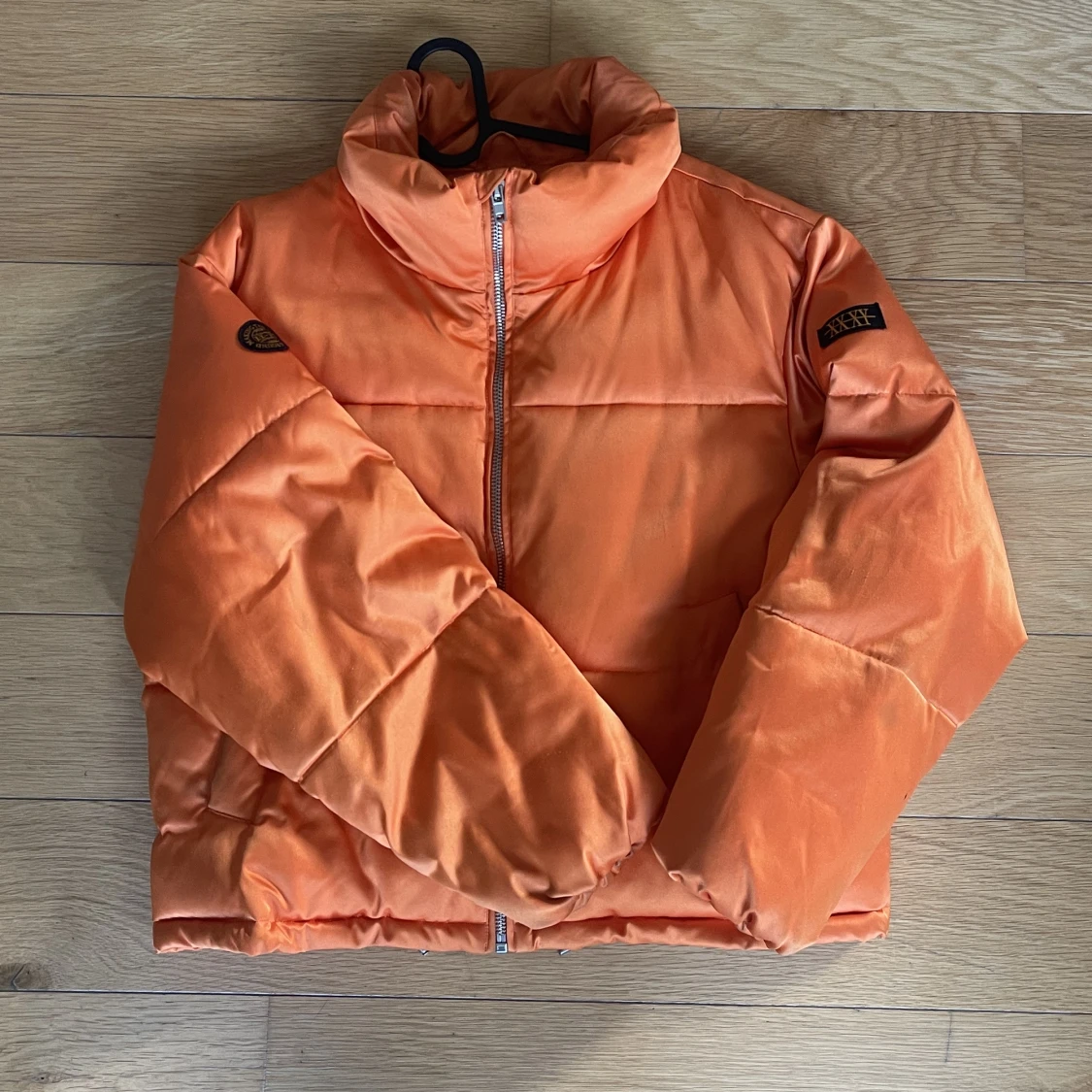 Orange Puffer från Junkyard  - 90