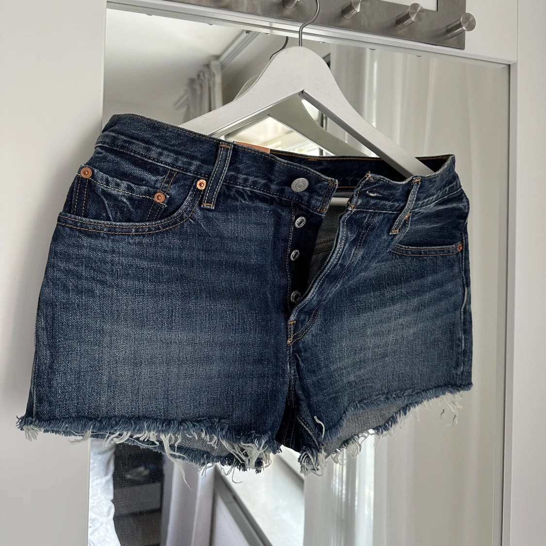 Levi’s 501 shorts W28 - 90