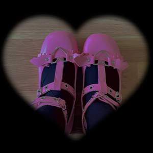 Pink Platforms Heart themed , Price can be discussed . Text for more photos if needed