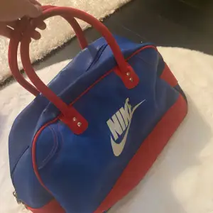 Vintage Nike väska, mycket bra skick
