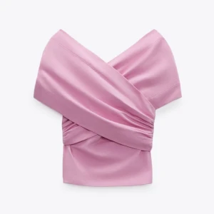 Topp Zara - Supeeerrfin rosa topp med omlott från zara ❤️