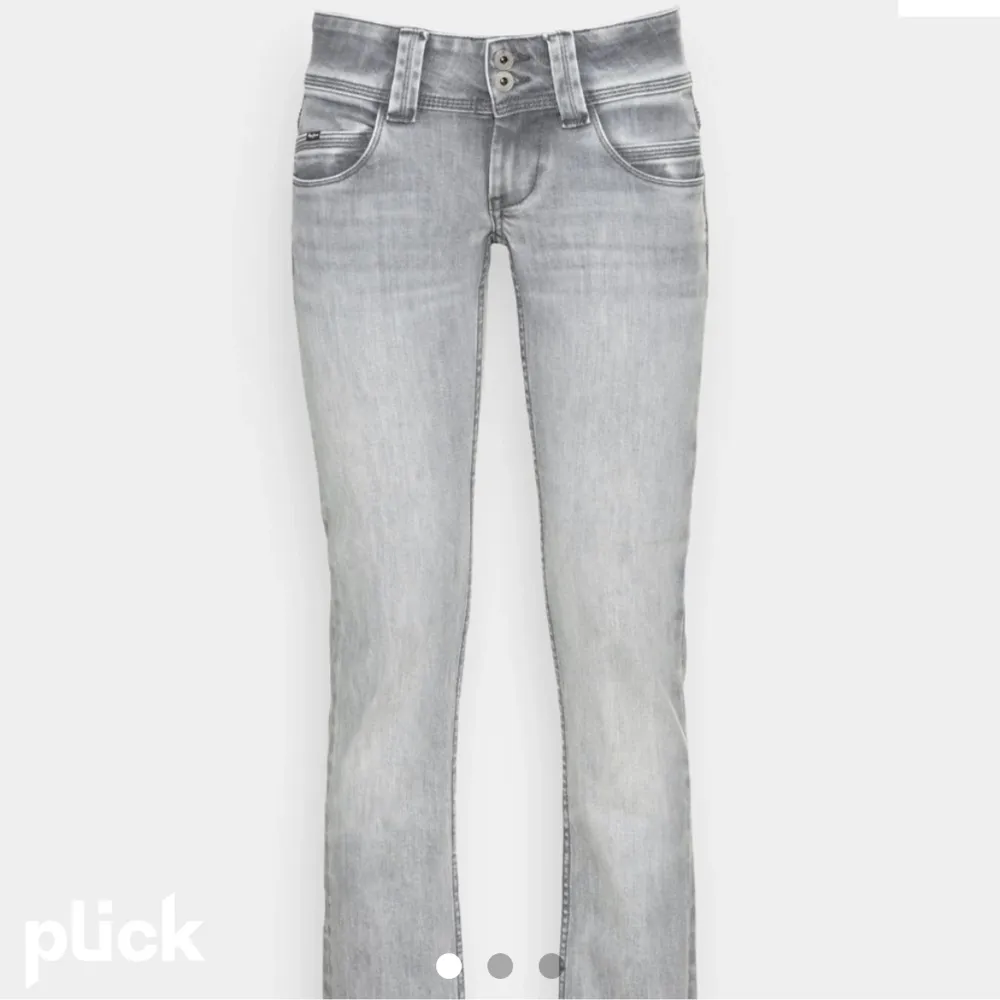 säljer grå pepe jeans då mina är för stora i midjan. Kan tänka mig att byta mot 28/34 😋. Jeans & Byxor.
