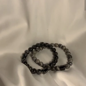 Armband  - Sjukt snygga armband.  Köp för 99kr/st Eller 2 för 149kr 2 för 