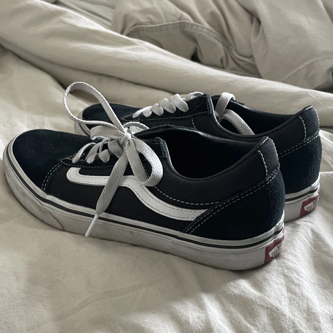 Svarta vans skor - 1