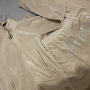 Beige juicy  - Helt oanvänt 