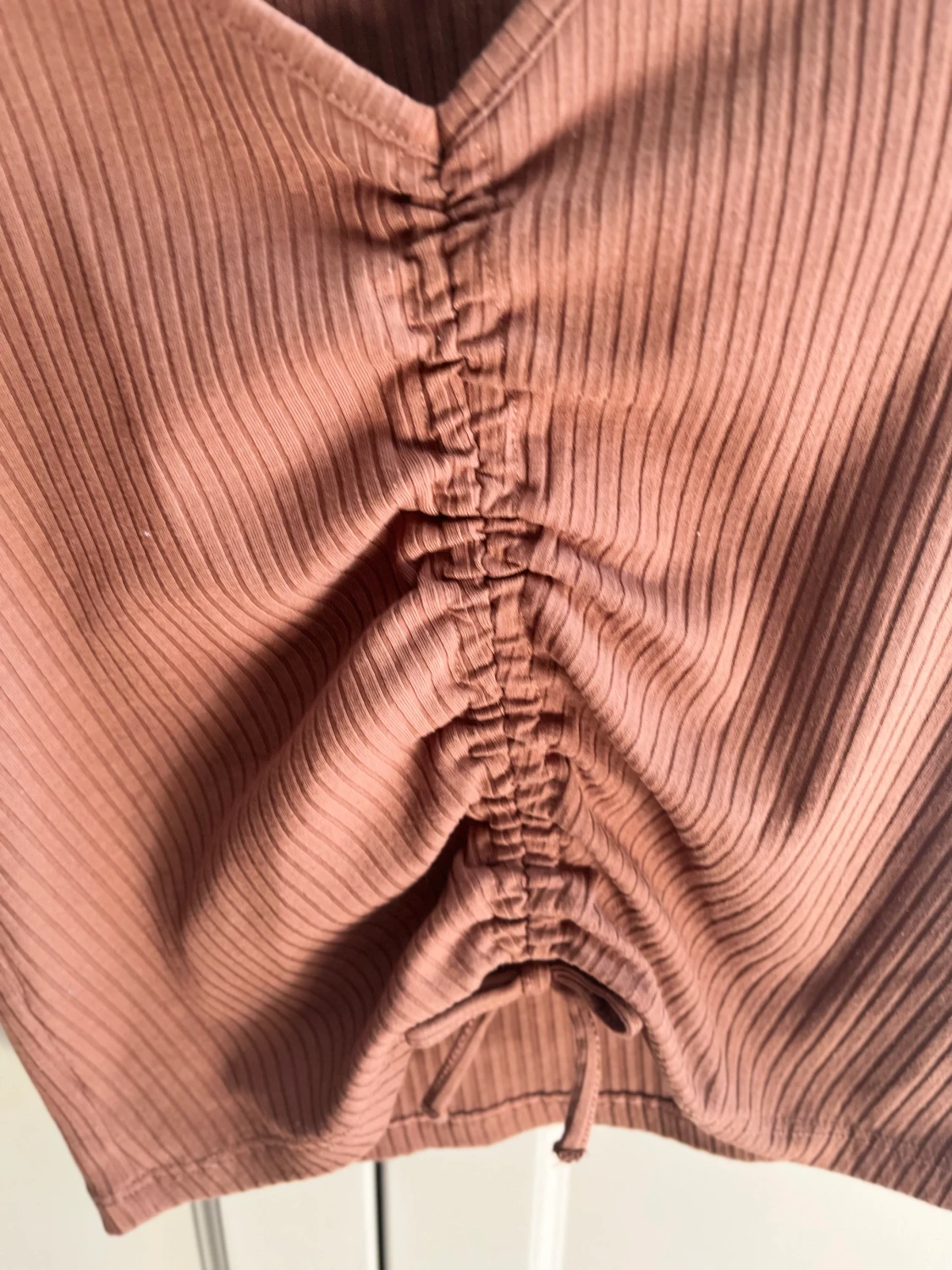 ruched brun topp från lindex  - 90