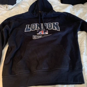 Hoodie - As snygg hoodie! Marinblå 