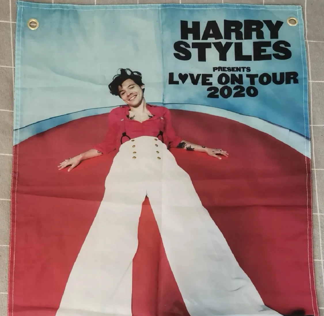 Harry Styles Merch RESERVERAD