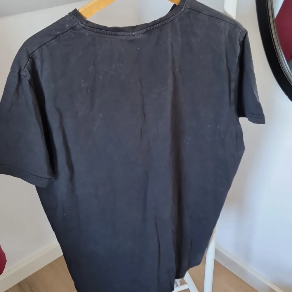 Svart overzised t-shirt . T-paidat.
