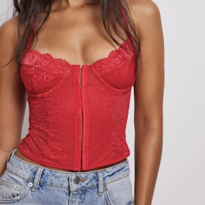 spetstopp - jättefin oanvänd spetstopp från na-kd💕storlek xs, nypris 349