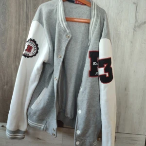 Vintage cardigan  - Vintage varsity kofta/ jacka💓