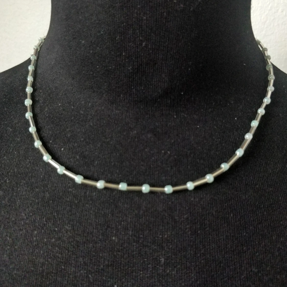 PĂ€rlhalsband đ±