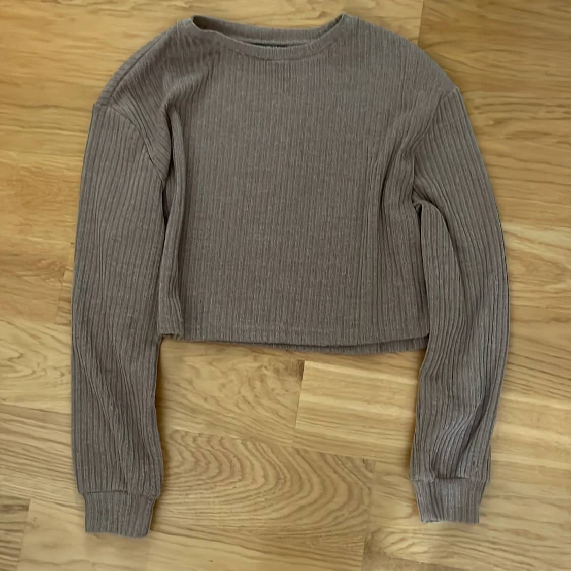 Brun långärmad tröja