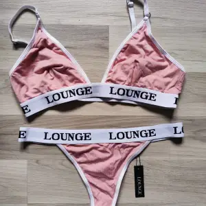 Lounge underwear storlek M. Aldrig testad o lapparna sitter kvar💕