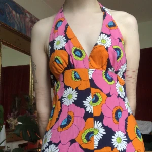 Vintage halterneckklänning - Retro maxiklänning!