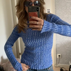 Mönstrad tröja - Skitsnygg mönstrad tröja från NeoNoir, köpt i köpenhamn! Köptes för runt 800 kr, och har bara använts en gång. 