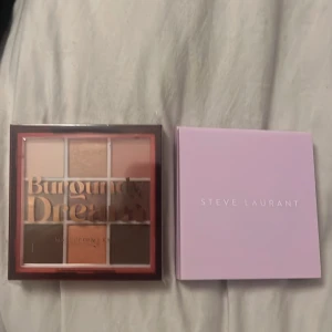 Ögonskuggs Paletter - Två helt oanvända ögonskuggspaletter. Kommer aldrig använda så därför jag säljer för 50kr/st +frakt 