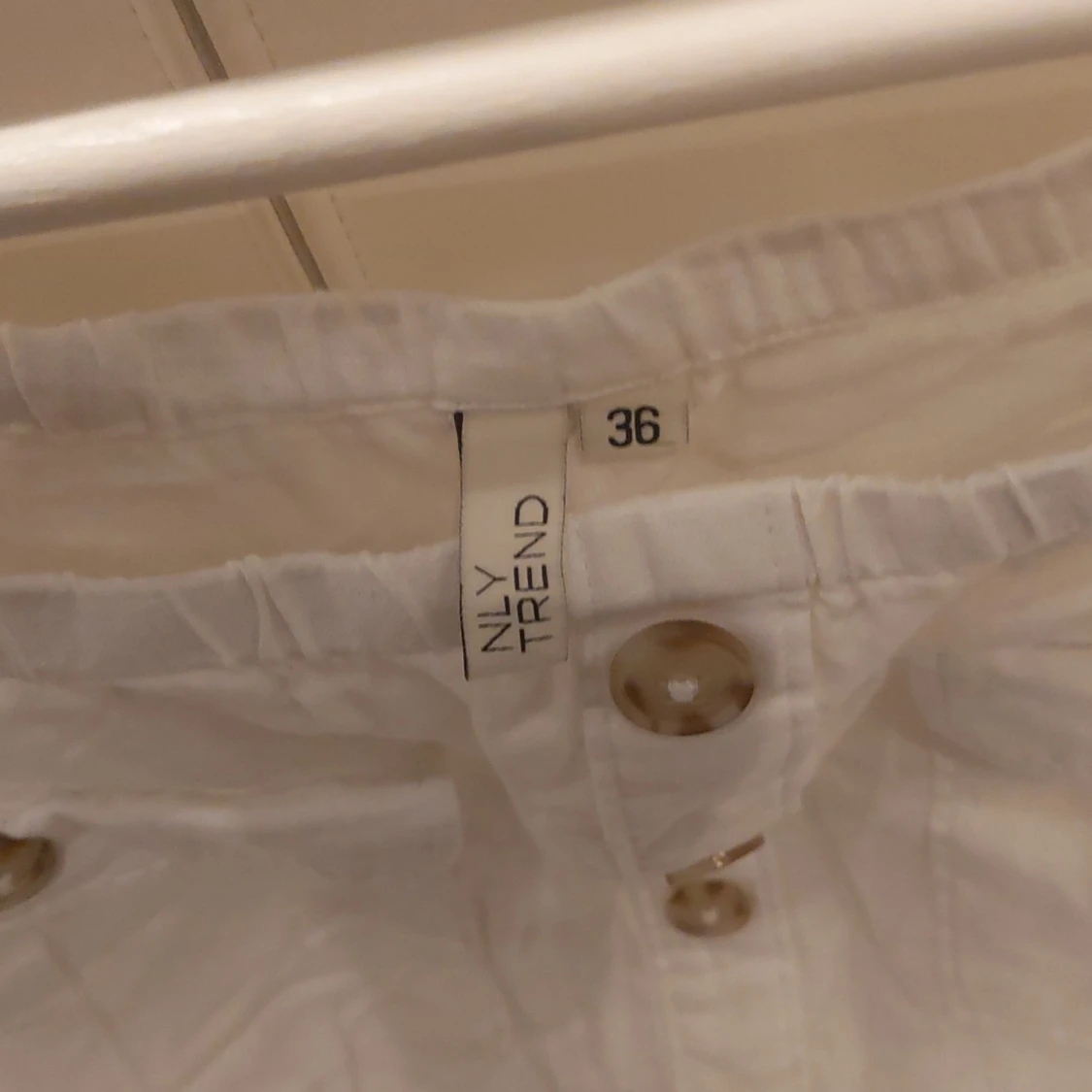 Croppad lång ärmad topp  - 1