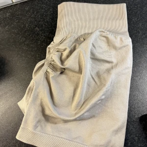 Scrunch shorts - Köpt för 579 Endast testade 