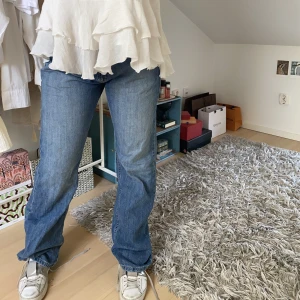 Jeans - Perfekta jeansen från Mc.Gordon 🤍  W: 36 L: 34 Passar mig som vanligtvis är M/L underkropp  