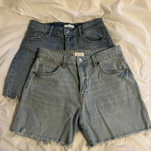 Jeansshorts  - Säljer mina jeansshorts från hm som är i väldigt gott skick. 100kr styck eller båda för 150kr💞