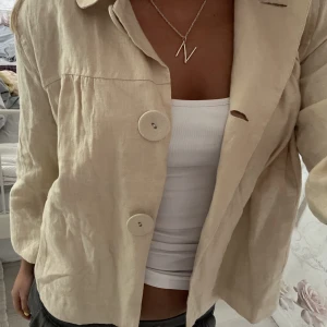 Beige jacka - Beige jack/kofta💕