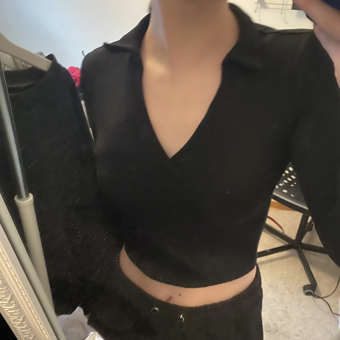 Svart topp med krage - 90