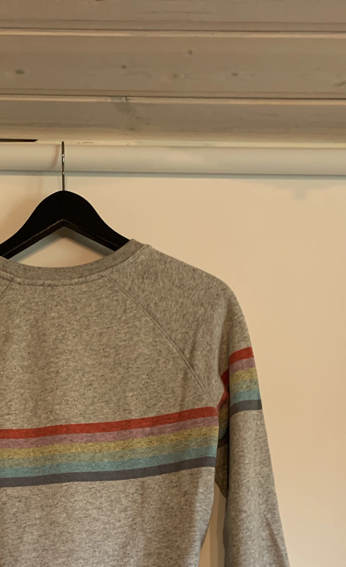 Randig tjocktröja från Levis - 90