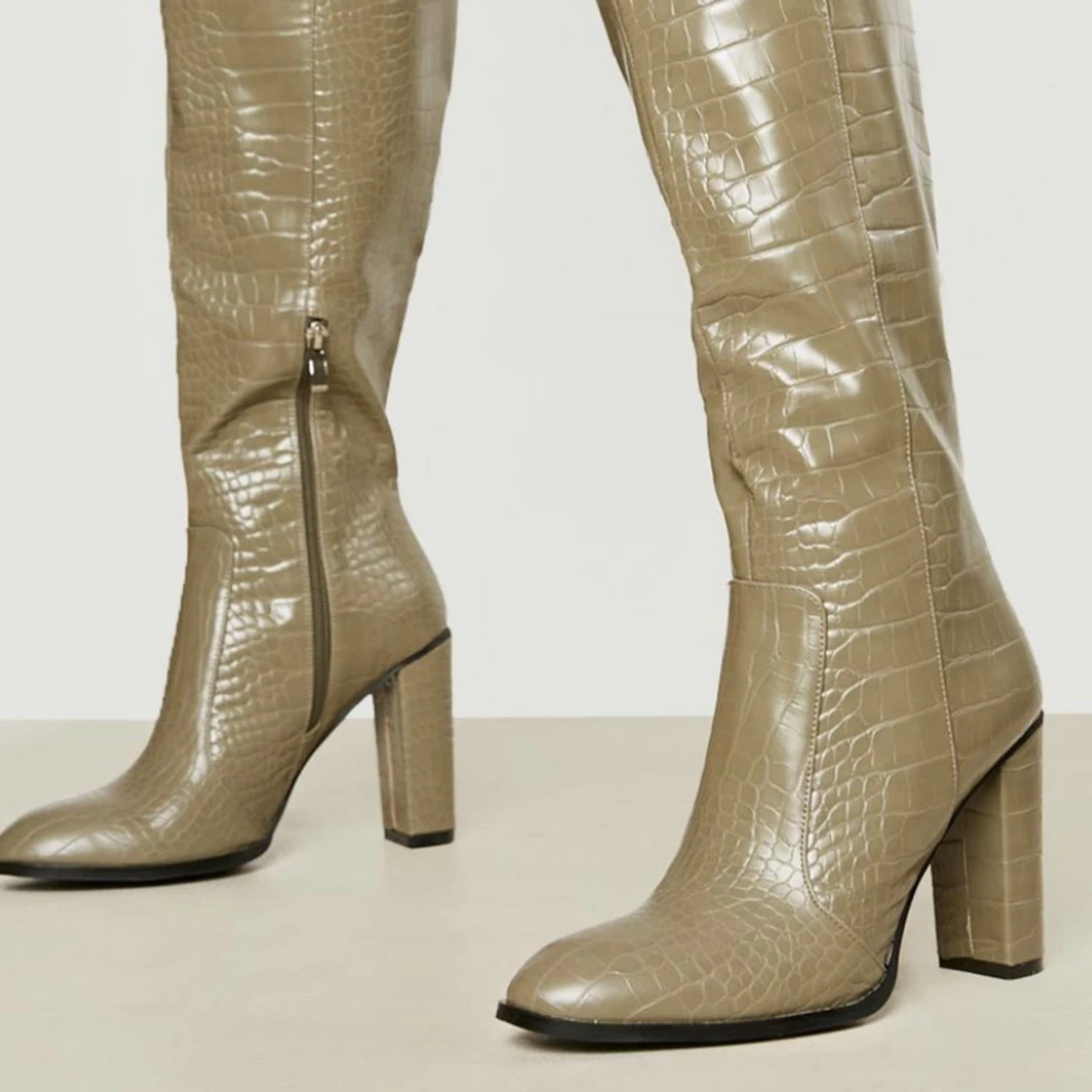 Gröna boots med klack