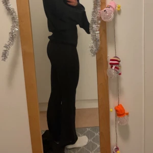 Kostymbyxor  - Kostymbyxor från Madlady Mid waist   Storlek 34 men passar 36 Lite slitna  150kr+frakt