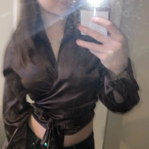 Blus  - Använt några gånger