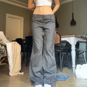 Kostymbyxor - Midjebredd 43cm, innerbenslängd 83cm! Ansamla kostymbyxor