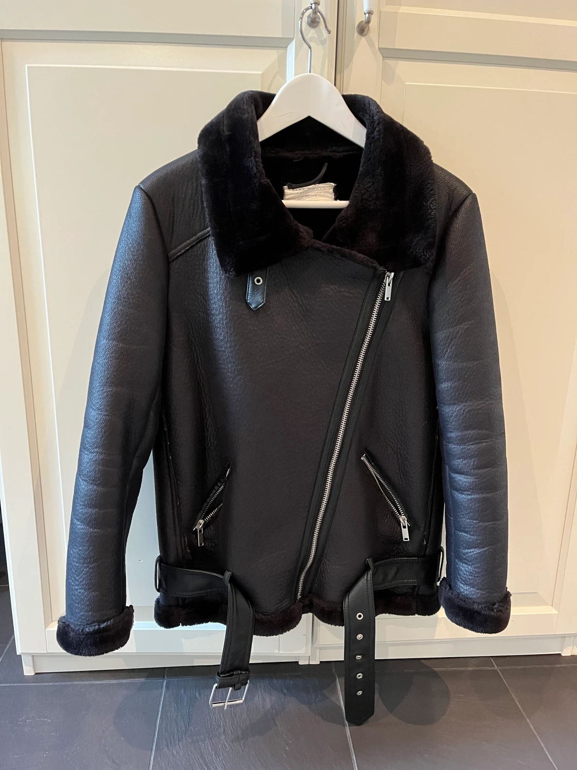 Zara jacka storlek M