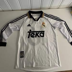 Real Madrid Home 1999/2000 Samuel Eto’o Storlek M 