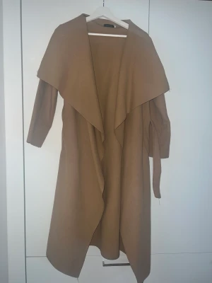 Kappa - Super fin kappa i färgen ”camel”  