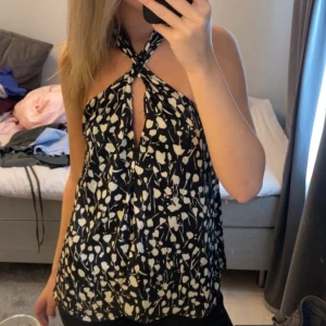 Fest topp - Sååå snygg fest topp, bra skick