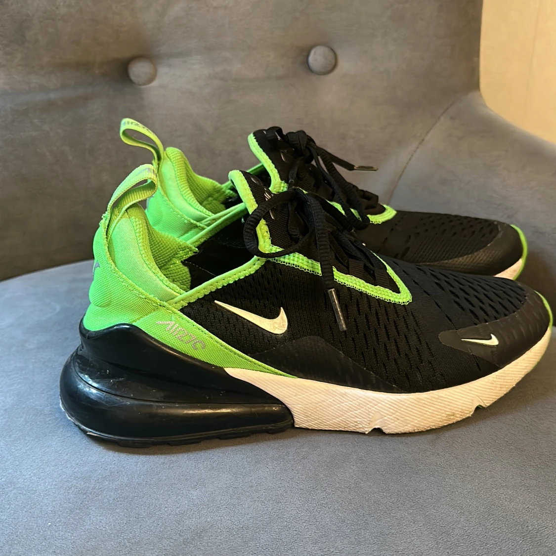 270 grön och svart  - 90