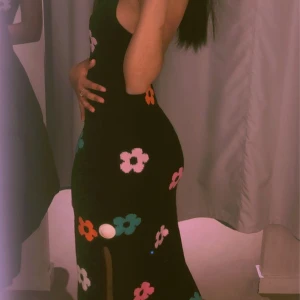 Sommar klänning  - Stickad material ^ny skick^