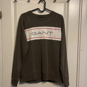 Gant Sweatshirt | Storlek M | Skick 9/10 |Använd 2 gånger | Pris kan alltid diskuteras |