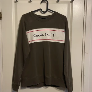 Gant Sweatshirt  - Gant Sweatshirt | Storlek M | Skick 9/10 |Använd 2 gånger | Pris kan alltid diskuteras |