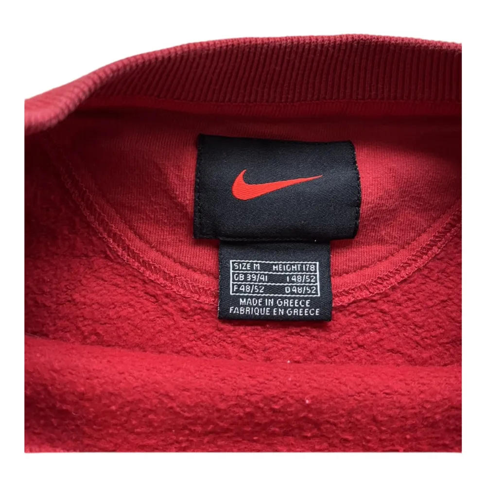 Fin Nike sweatshirt  Små defekter Priset kan diskuteras . Hoodies.