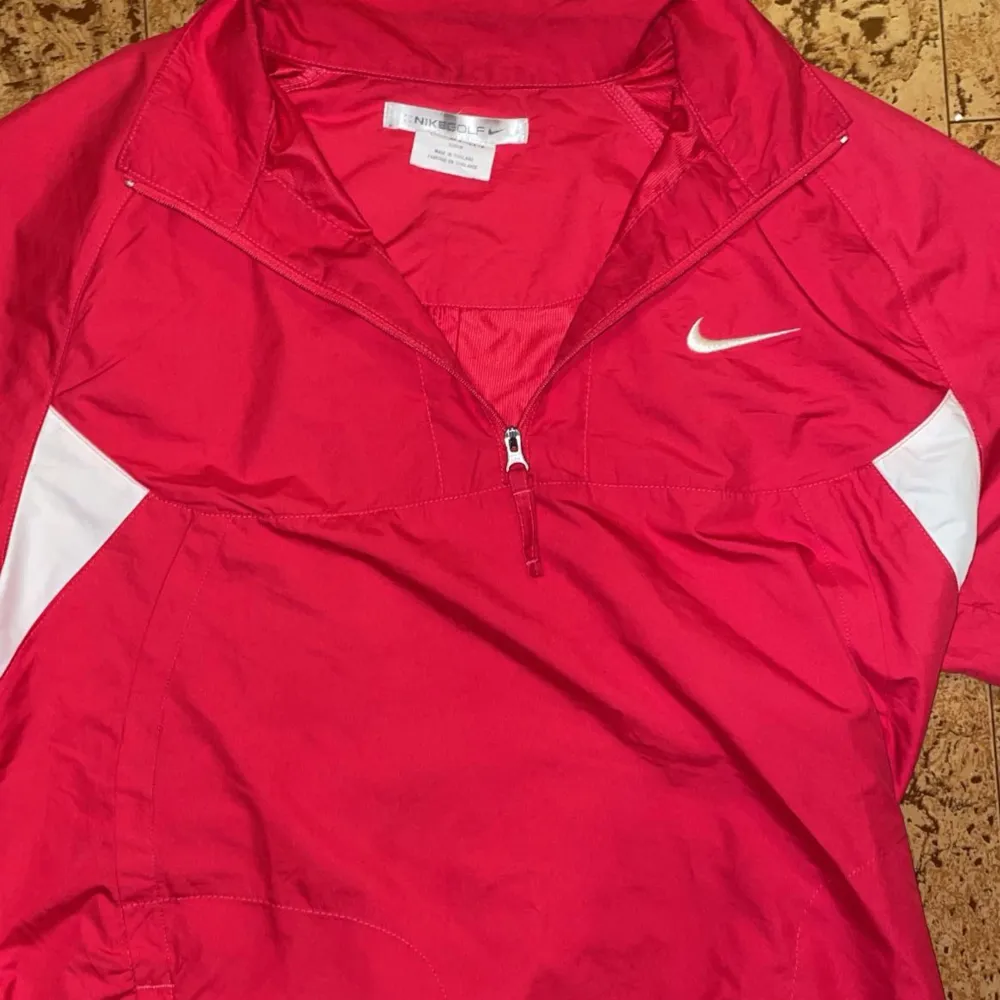 Nyskick vintage nike windbreaker(golf jacka)   . Jackor.