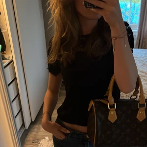 Blus  - Fin blus i spets<3 